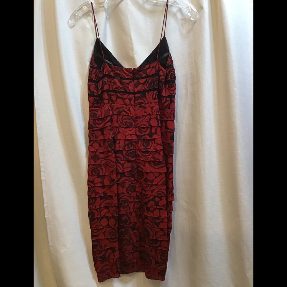 ♥️Chetta B Red/Black Rose Print Silk Dress Size 4 #2153 - Picture 5 of 7